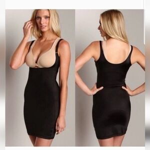 NEW! SPANX Black Shapewear Open Bust Slip NWT 12.16